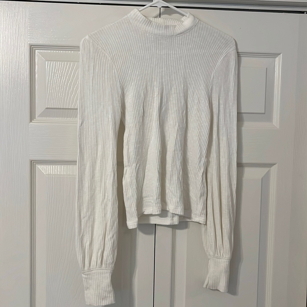 Abercrombie ribbed sweater!